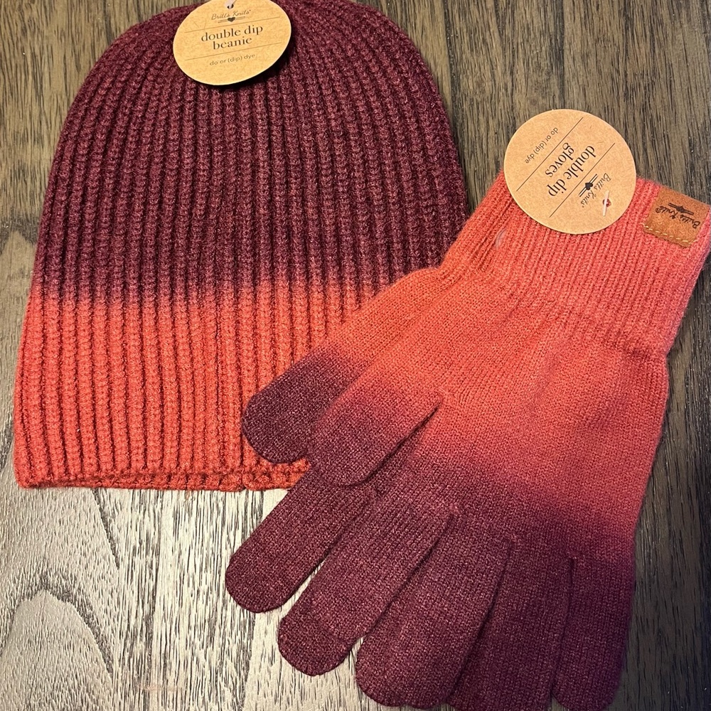 NWT Dip Dye Matching Beanie Hat and Gloves Set
